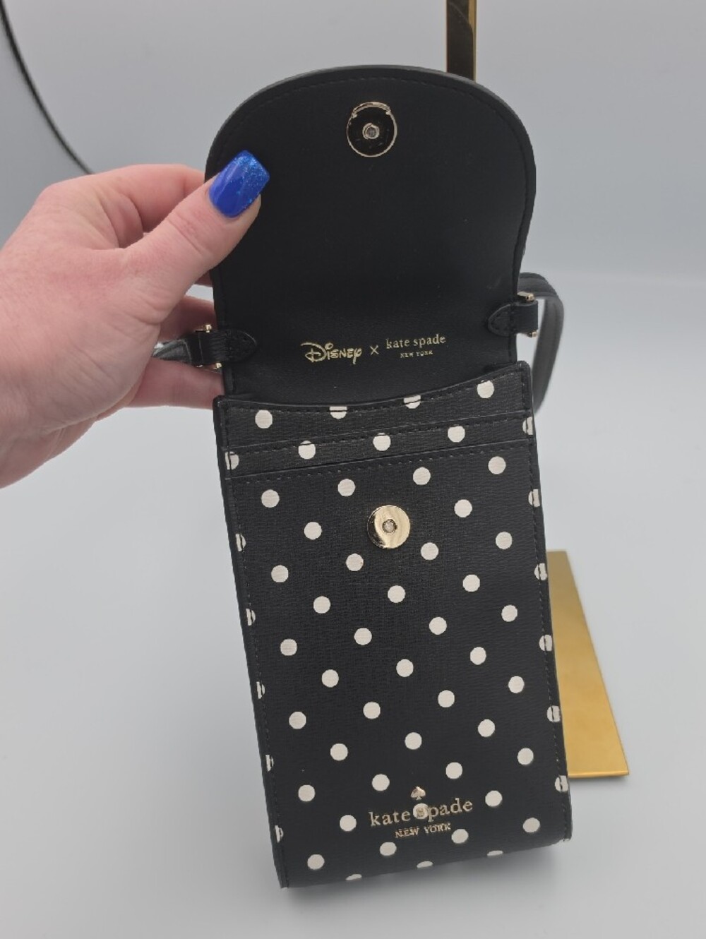 Kate Spade x Disney Minnie Mouse Polka Dot W Bow Phone Holder/Crossbody (NWOT)❤️ - Picture 10 of 14